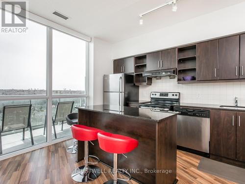 Ph21 - 35 Brian Peck Crescent, Toronto, ON - Indoor Photo Showing Kitchen With Stainless Steel Kitchen