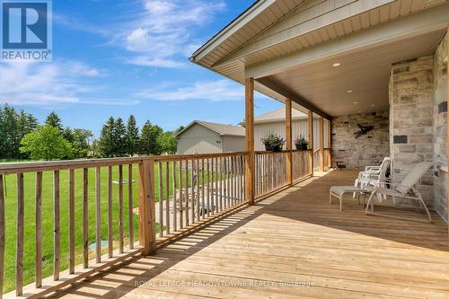 7 Gavin Drive, Hamilton, ON - Outdoor With Deck Patio Veranda With Exterior