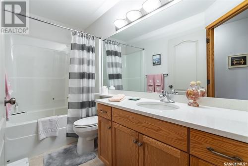 1003 Wright Place, Saskatoon, SK - Indoor Photo Showing Bathroom