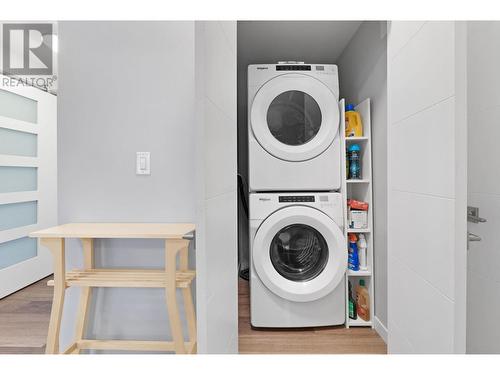 722 Valley Road Unit# 217, Kelowna, BC - Indoor Photo Showing Laundry Room