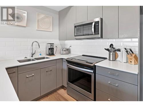 722 Valley Road Unit# 217, Kelowna, BC - Indoor Photo Showing Kitchen With Double Sink