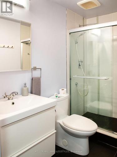 219 - 727 Deveron Crescent, London, ON - Indoor Photo Showing Bathroom