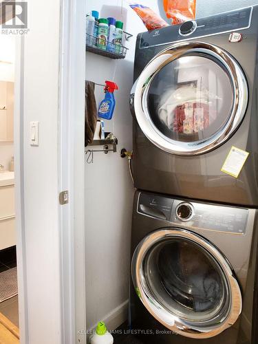 219 - 727 Deveron Crescent, London, ON - Indoor Photo Showing Laundry Room