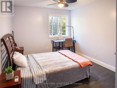 219 - 727 Deveron Crescent, London, ON - Indoor Photo Showing Bedroom