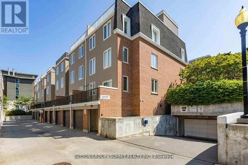 421 - 12 Douro Street, Toronto, ON - Outdoor