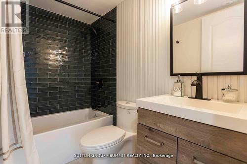 421 - 12 Douro Street, Toronto, ON - Indoor Photo Showing Bathroom