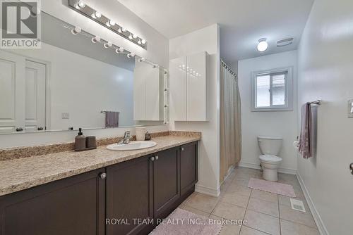 84 Wyndham Circle, Georgina, ON - Indoor Photo Showing Bathroom