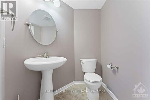 236 Tivoli, Ottawa, ON - Indoor Photo Showing Bathroom