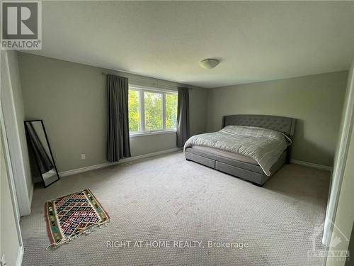 232 Saddleback Crescent, Ottawa, ON - Indoor Photo Showing Bedroom