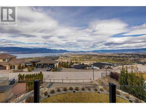 900 Lamont Lane, Kelowna, BC - Outdoor With View