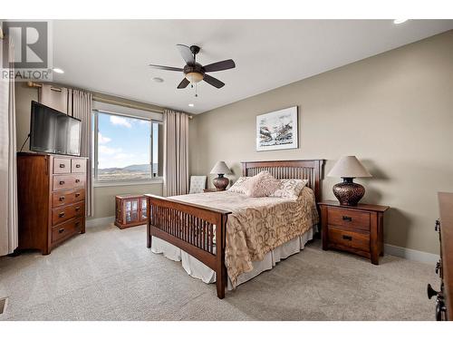 900 Lamont Lane, Kelowna, BC - Indoor Photo Showing Bedroom