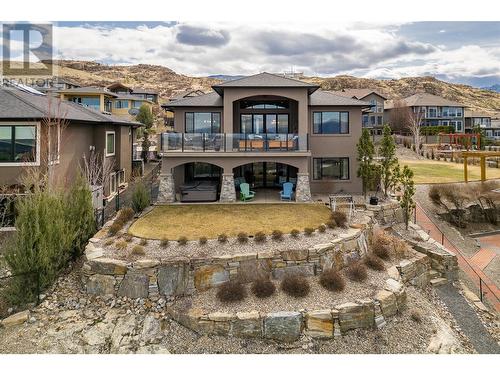 900 Lamont Lane, Kelowna, BC - Outdoor