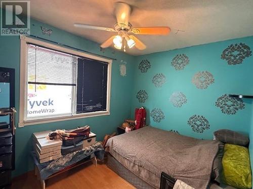 306 5Th Avenue S Avenue, Cranbrook, BC - Indoor Photo Showing Bedroom