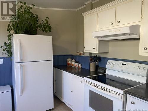 196 King Street, St. Stephen, NB - Indoor Photo Showing Kitchen