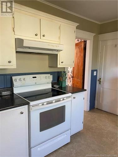 196 King Street, St. Stephen, NB - Indoor Photo Showing Kitchen