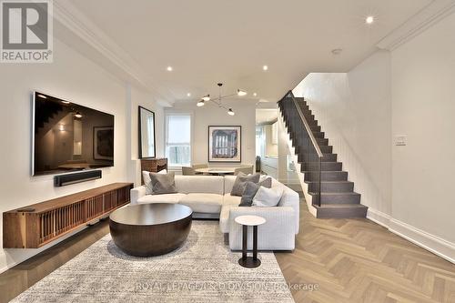 69 Sullivan Street, Toronto, ON - Indoor Photo Showing Living Room