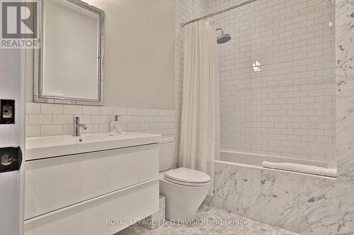 69 Sullivan Street, Toronto, ON - Indoor Photo Showing Bathroom