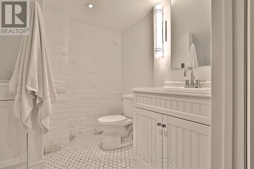 69 Sullivan Street, Toronto, ON - Indoor Photo Showing Bathroom