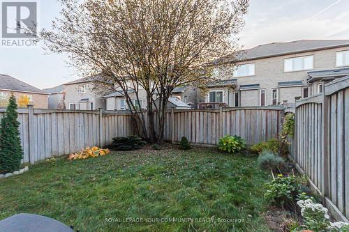 18 Stookes Crescent, Richmond Hill, ON - Outdoor