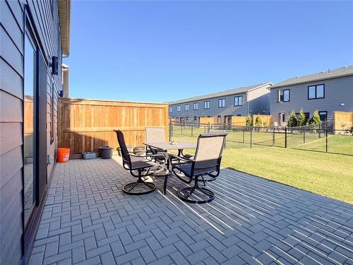 7 Boschman Bay, Brandon, MB - Outdoor With Deck Patio Veranda