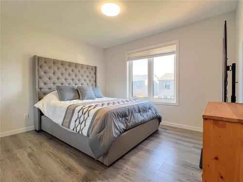 7 Boschman Bay, Brandon, MB - Indoor Photo Showing Bedroom