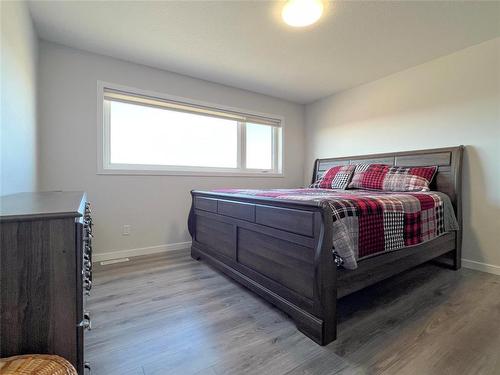 7 Boschman Bay, Brandon, MB - Indoor Photo Showing Bedroom