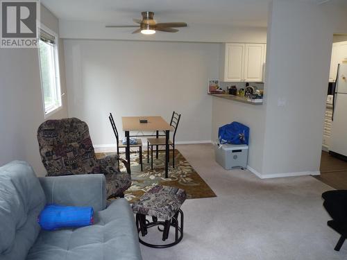 1160 Hugh Allan Drive Unit# 203, Kamloops, BC - Indoor Photo Showing Living Room