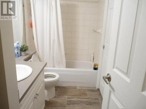 1160 Hugh Allan Drive Unit# 203, Kamloops, BC - Indoor Photo Showing Bathroom