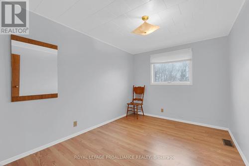 458 Rose Road, Quinte West, ON - Indoor Photo Showing Other Room