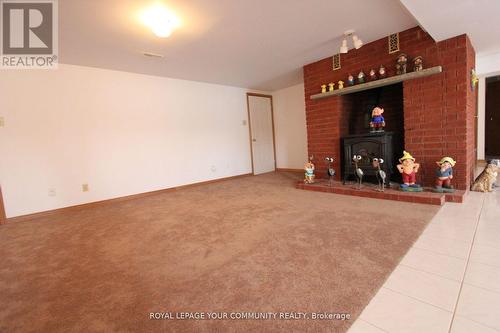 20161 Bathurst Street, East Gwillimbury, ON - Indoor Photo Showing Other Room