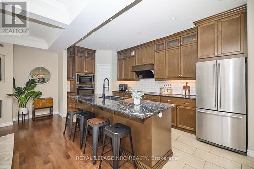 5 Abbott Place, Pelham, ON - Indoor Photo Showing Kitchen With Upgraded Kitchen