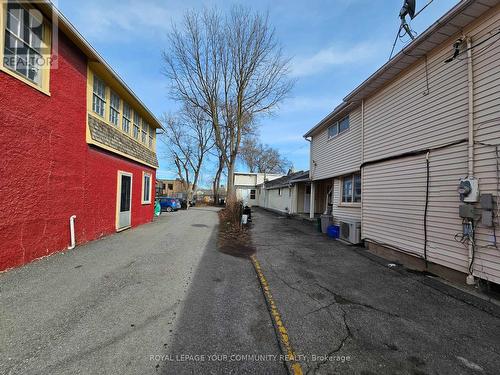 13 Main Street S, Newmarket, ON - Outdoor With Exterior