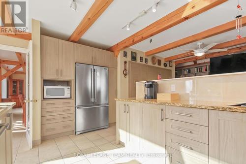 4883 Torbolton Ridge Road, Ottawa, ON - Indoor Photo Showing Kitchen