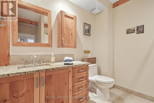 4883 Torbolton Ridge Road, Ottawa, ON - Indoor Photo Showing Bathroom