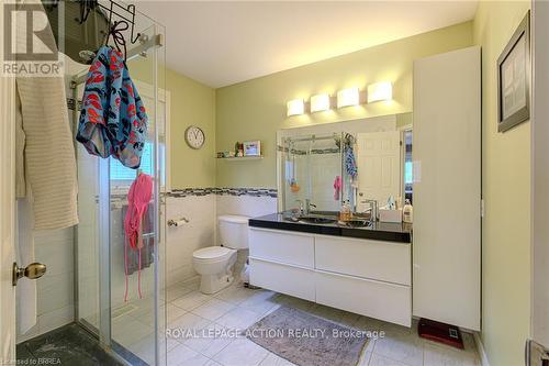 4 Norsworthy Lane, Ingersoll, ON - Indoor Photo Showing Bathroom