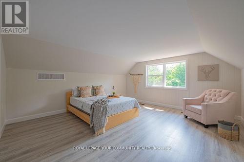 9297 Highway 118 E, Minden Hills, ON - Indoor Photo Showing Bedroom