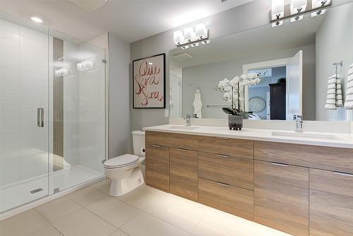 28-2161 Upper Sundance Drive, West Kelowna, BC - Indoor Photo Showing Bathroom