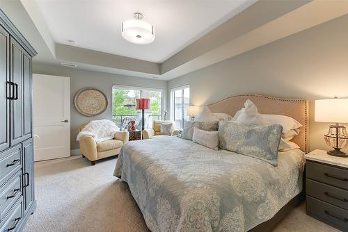 28-2161 Upper Sundance Drive, West Kelowna, BC - Indoor Photo Showing Bedroom