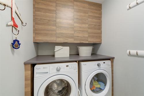 28-2161 Upper Sundance Drive, West Kelowna, BC - Indoor Photo Showing Laundry Room