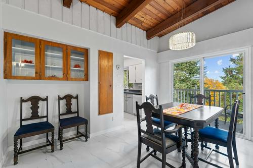 2190 Okanagan Avenue, Salmon Arm, BC - Indoor Photo Showing Dining Room