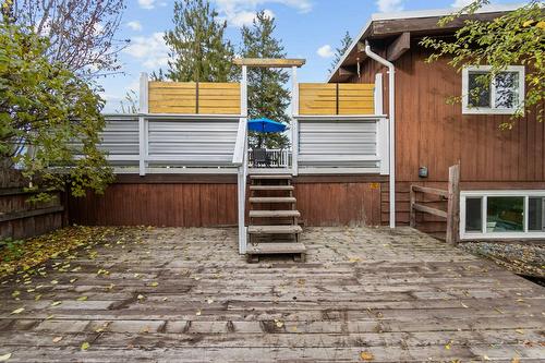 2190 Okanagan Avenue, Salmon Arm, BC - Outdoor