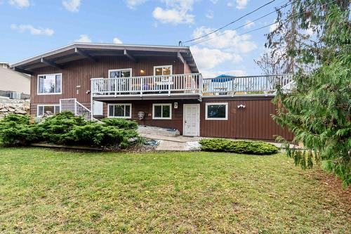 2190 Okanagan Avenue, Salmon Arm, BC - Outdoor