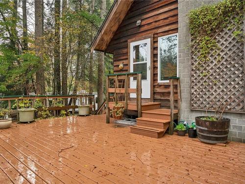 672 Macklin Rd, Quadra Island, BC 