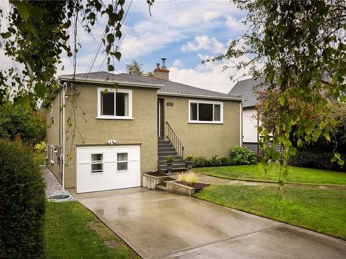 551 Oliver St, Oak Bay, BC 