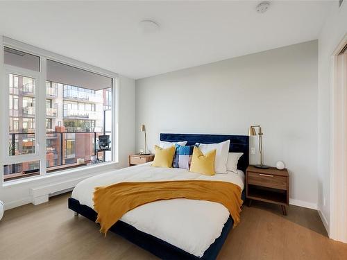 403-369 Tyee Rd, Victoria, BC - Indoor Photo Showing Bedroom