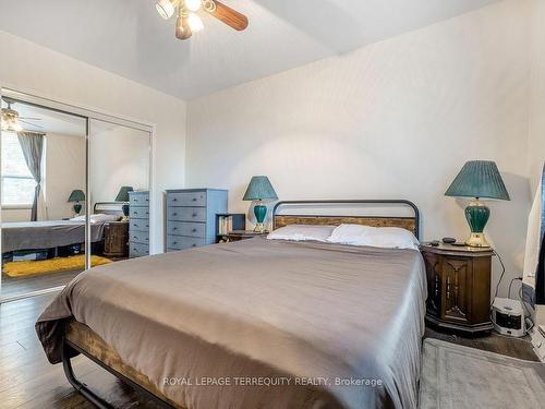 104-70 Old Sheppard Ave, Toronto, ON - Indoor Photo Showing Bedroom