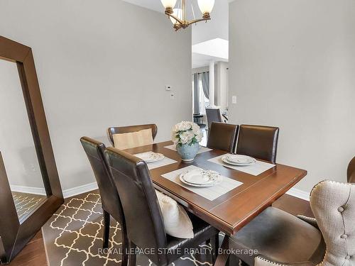 4896 Allan Crt, Lincoln, ON - Indoor Photo Showing Dining Room