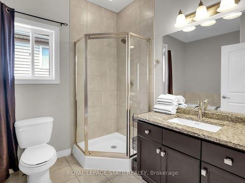 4896 Allan Crt, Lincoln, ON - Indoor Photo Showing Bathroom