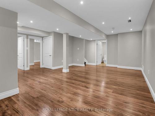 4896 Allan Crt, Lincoln, ON - Indoor Photo Showing Other Room