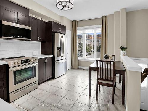 24-8 Hemlock Way, Grimsby, ON - Indoor Photo Showing Kitchen